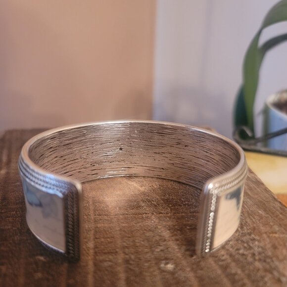 Butterfly Cuff Bracelet (Brand new). Gift box included. - Picture 11 of 15